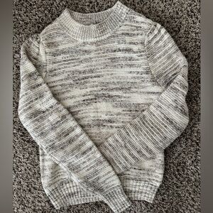 Evereve Gray and Cream Women's Sweater